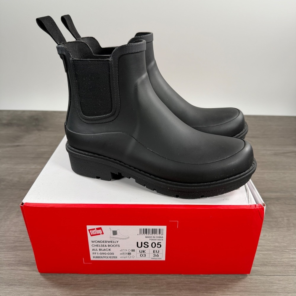 FitFlop Wonderwelly Chelsea Rain Boots Womens Size 5 Black Slip In FF1-090-030